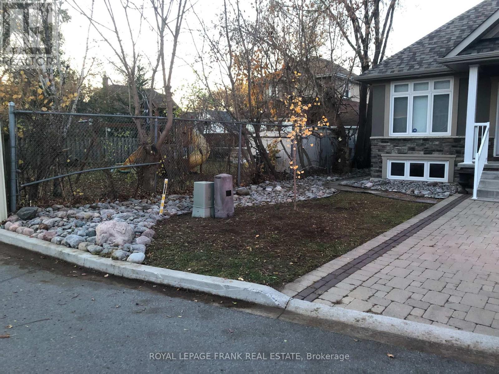 8 - 24 Brinton Drive, Peterborough (Otonabee Ward 1), Ontario  K9J 8S8 - Photo 45 - X12464993