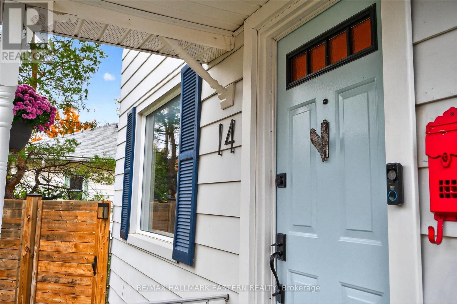 14 Alexander Avenue, Peterborough (Monaghan Ward 2), Ontario  K9J 6B4 - Photo 3 - X12465073