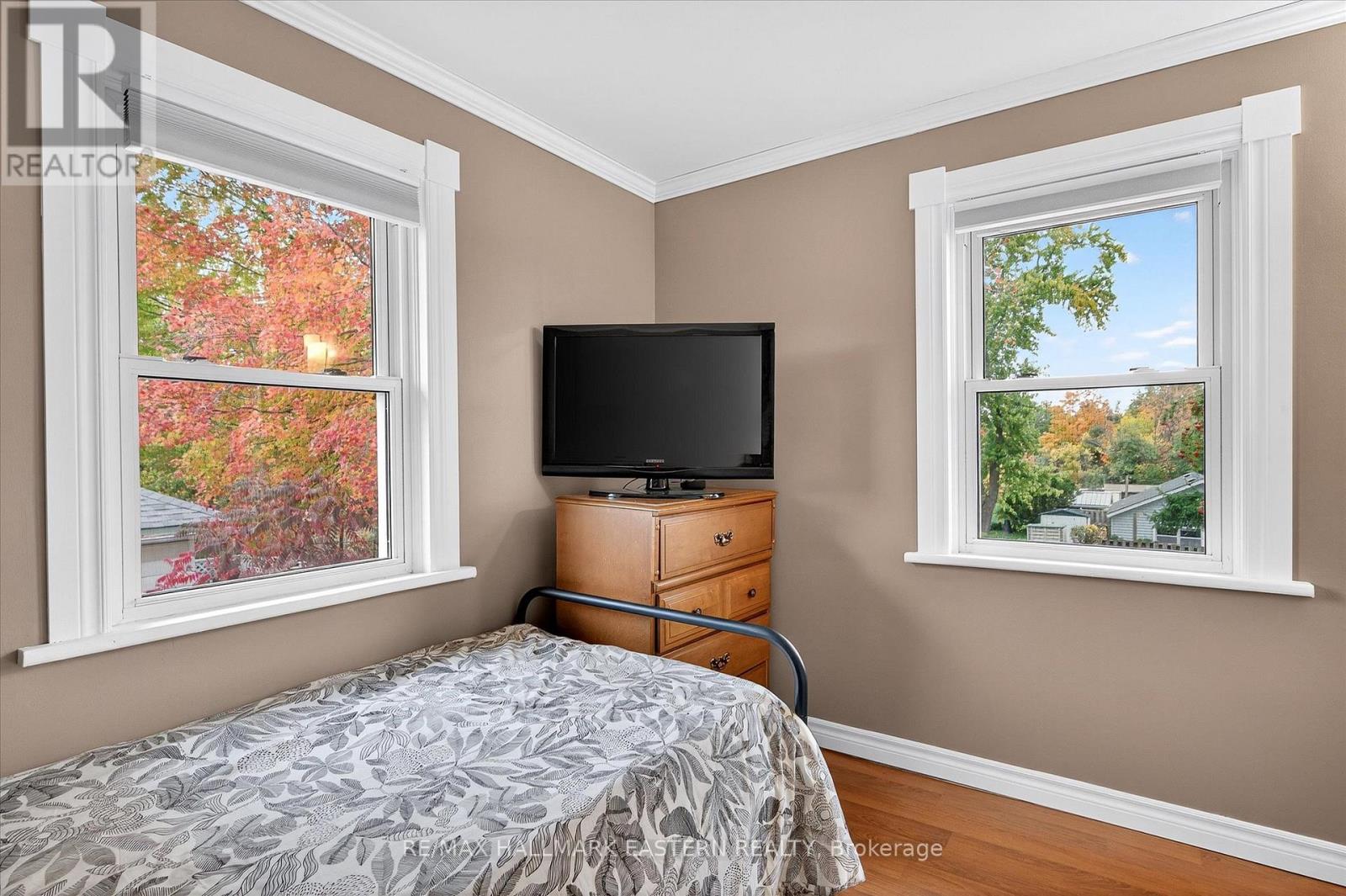 14 Alexander Avenue, Peterborough (Monaghan Ward 2), Ontario  K9J 6B4 - Photo 43 - X12465073