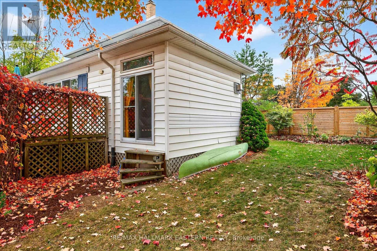 14 Alexander Avenue, Peterborough (Monaghan Ward 2), Ontario  K9J 6B4 - Photo 49 - X12465073