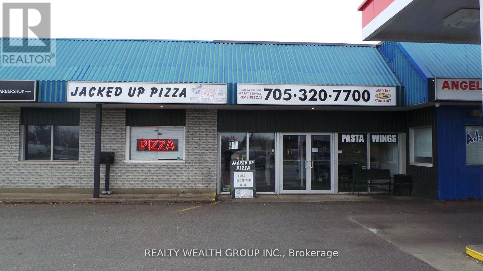 153 Angeline Street N, Kawartha Lakes (Lindsay), Ontario  K9V 4X3 - Photo 11 - X12464934