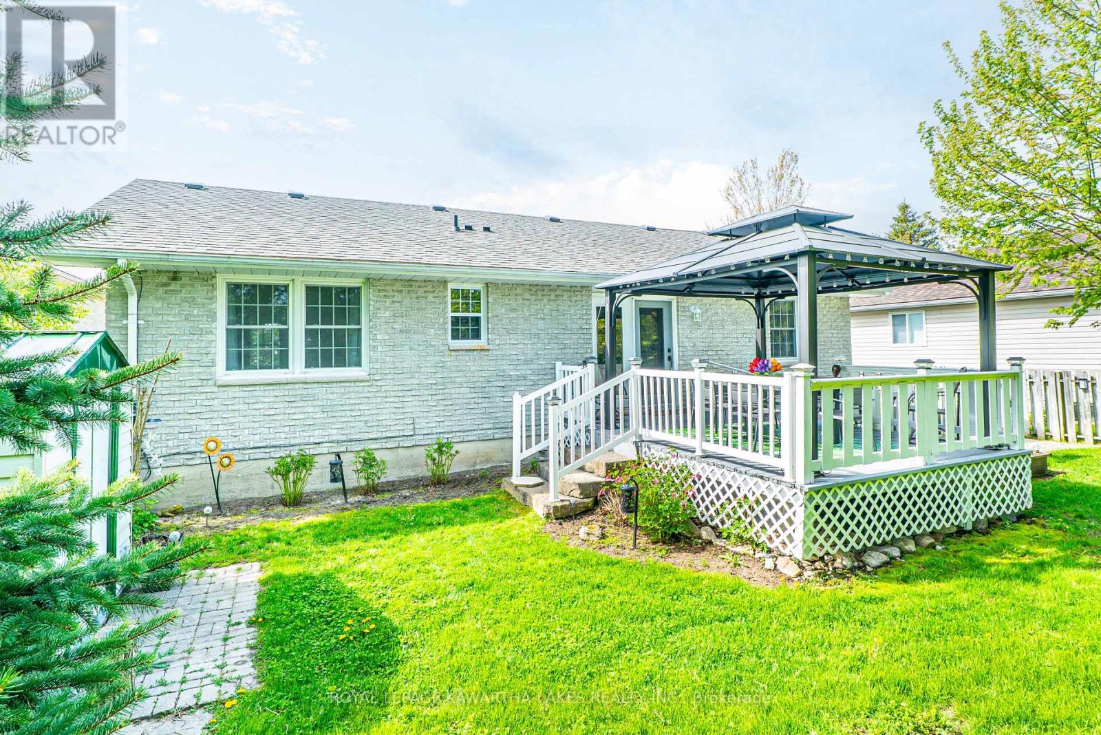 83 Lori Boulevard, Kawartha Lakes (Lindsay), Ontario  K9V 6V7 - Photo 36 - X12465255