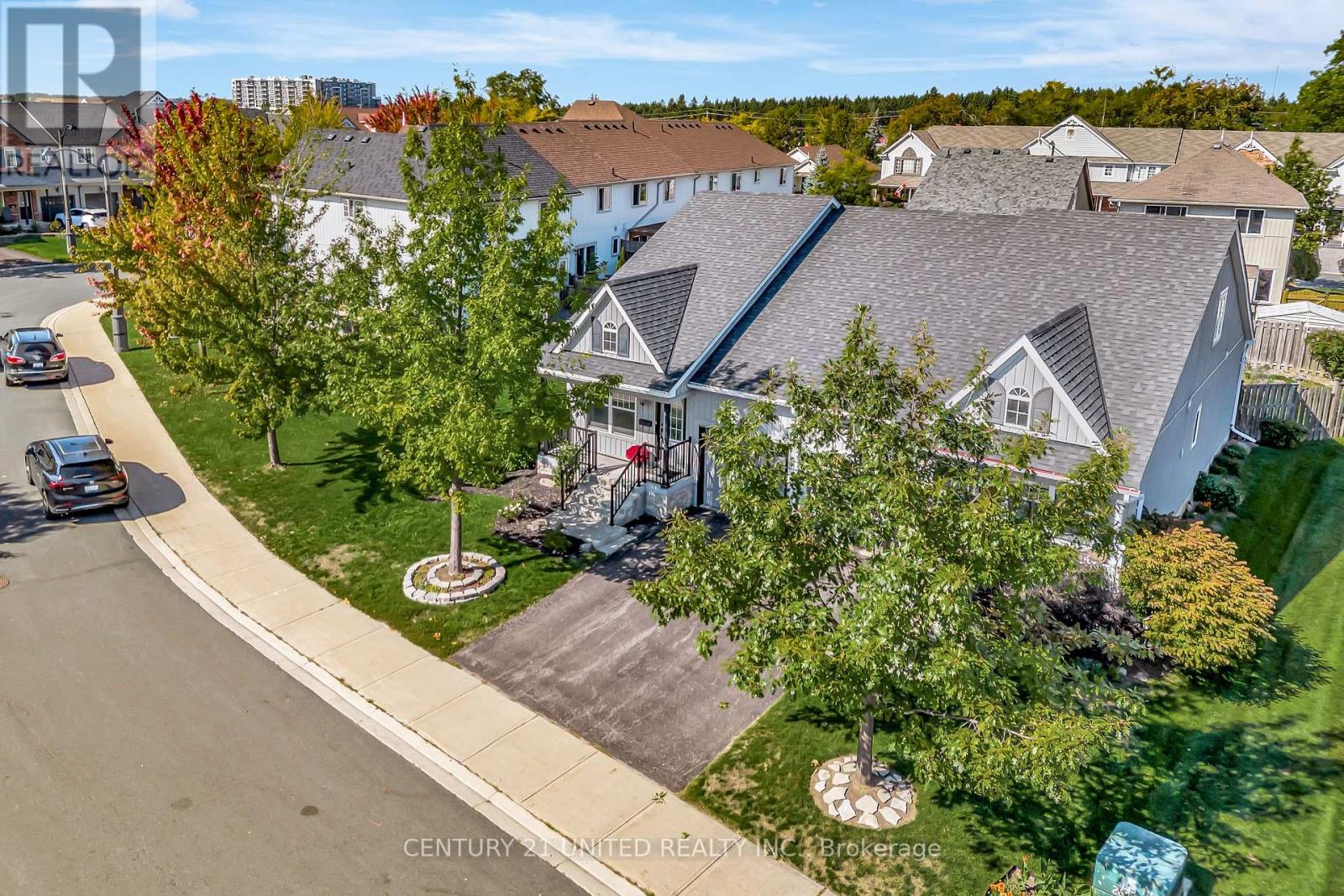 63 Fallingbrook Crescent, Kawartha Lakes (Lindsay), Ontario  K9V 0B3 - Photo 14 - X12465709