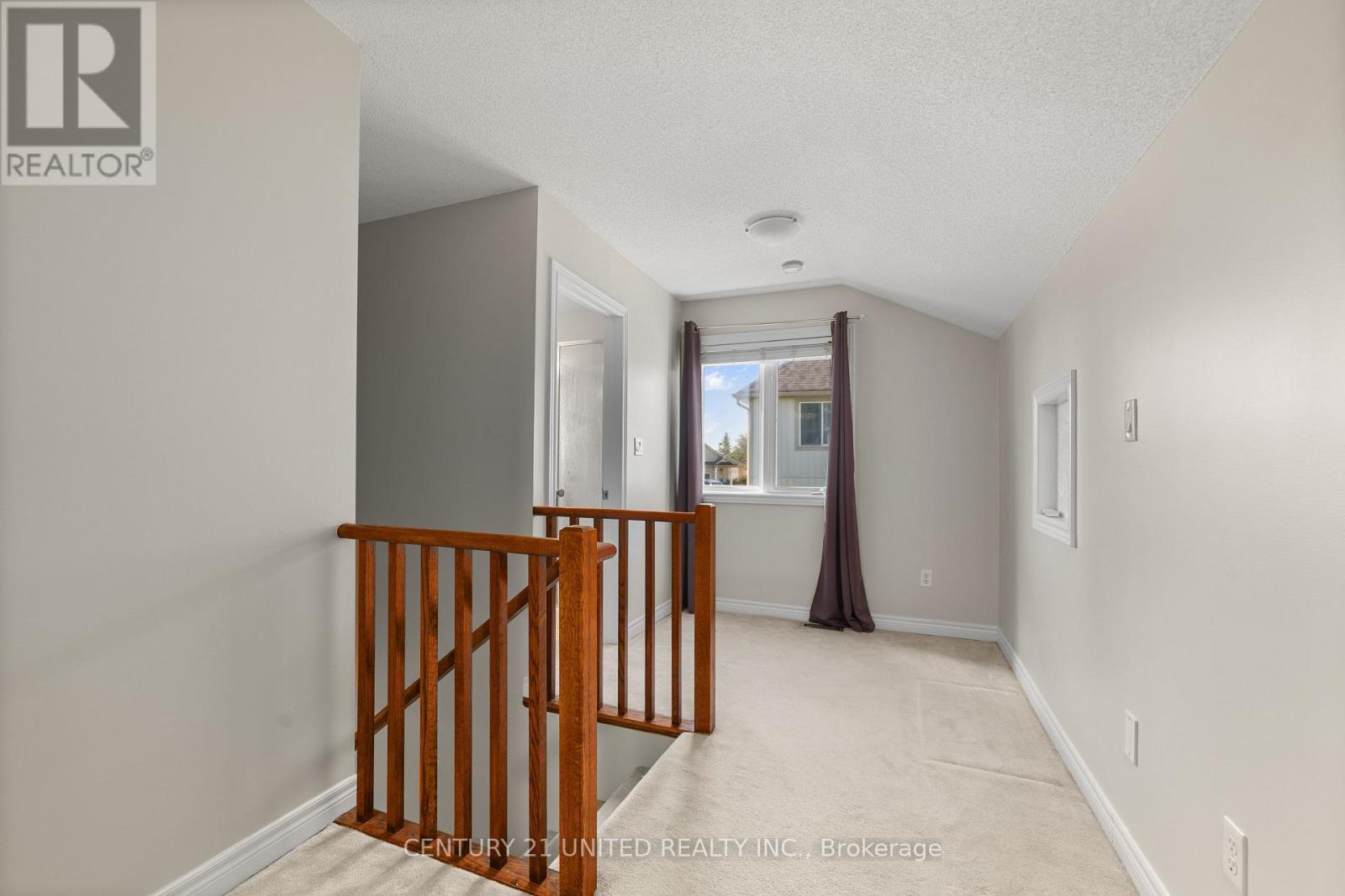 63 Fallingbrook Crescent, Kawartha Lakes (Lindsay), Ontario  K9V 0B3 - Photo 38 - X12465709