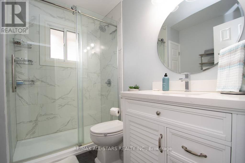 25 Maryknoll Avenue, Kawartha Lakes (Lindsay), Ontario  K9V 1A7 - Photo 23 - X12466084