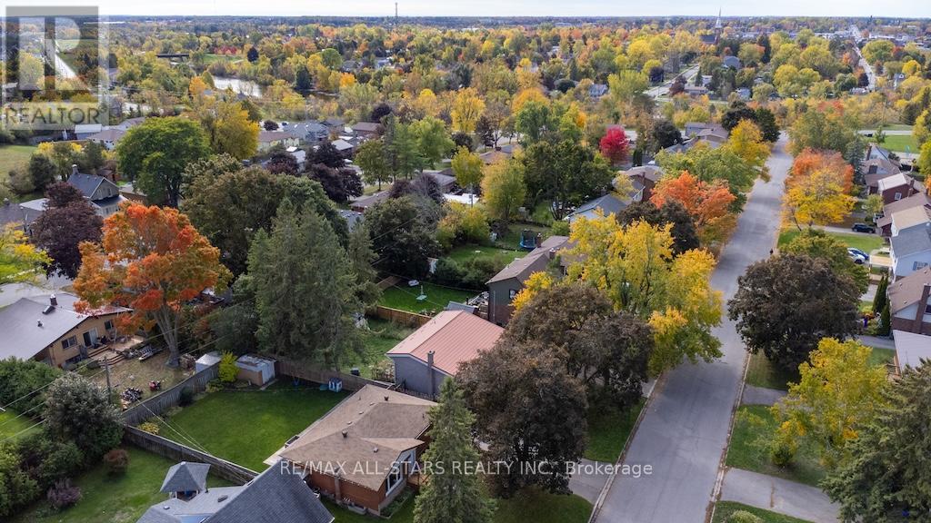 25 Maryknoll Avenue, Kawartha Lakes (Lindsay), Ontario  K9V 1A7 - Photo 42 - X12466084