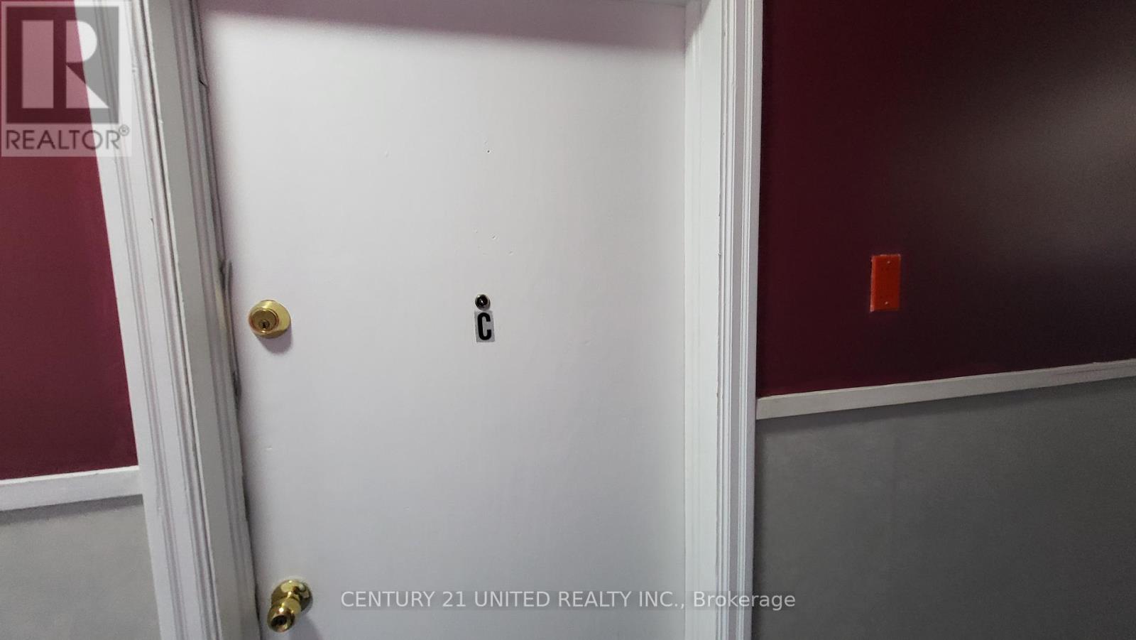 C - 409 Chambers Street, Peterborough (Town Ward 3), Ontario  K9H 3T9 - Photo 2 - X12466827