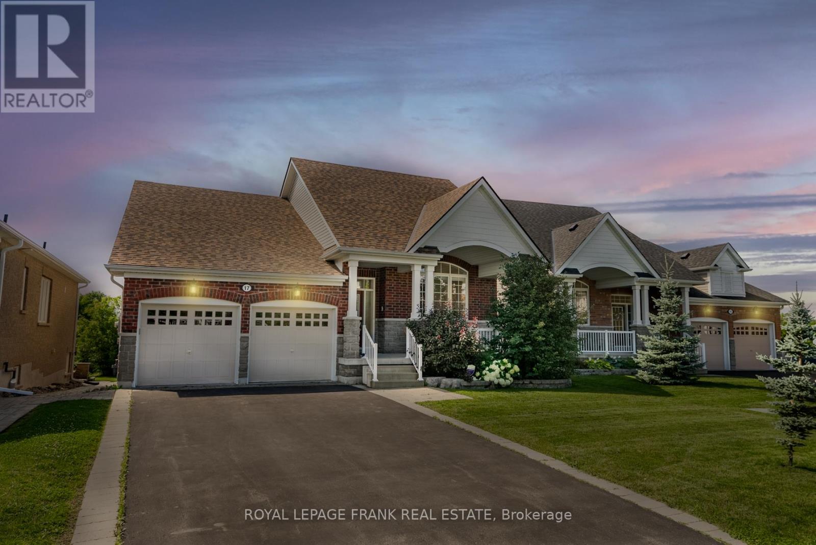 17 Logan Lane, Kawartha Lakes (Lindsay), Ontario  K9V 0L3 - Photo 1 - X12466860