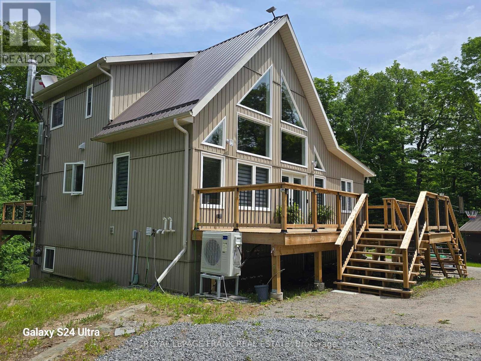 1097 Cheddar Road, Highlands East (Cardiff Ward), Ontario  K0L 1M0 - Photo 10 - X12466875