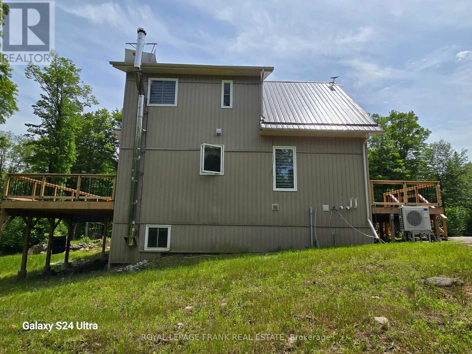 1097 Cheddar Road, Highlands East (Cardiff Ward), Ontario  K0L 1M0 - Photo 11 - X12466875
