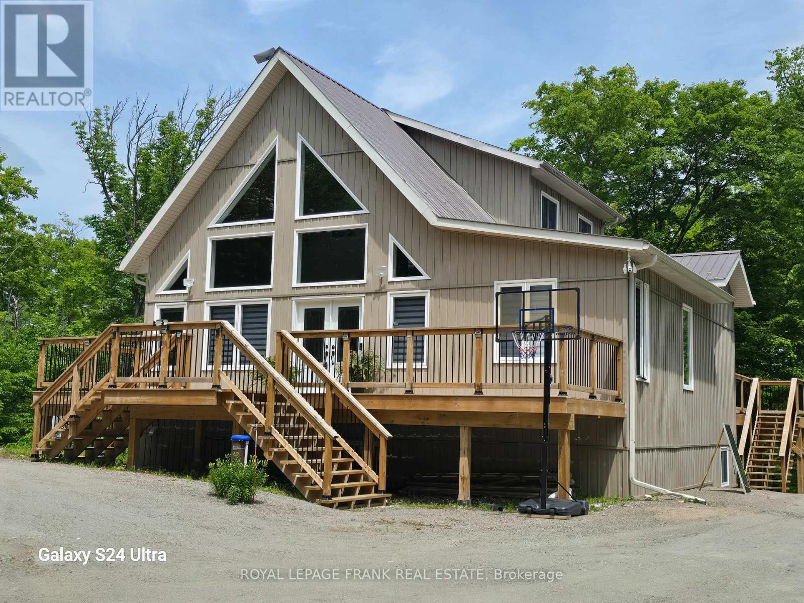 1097 Cheddar Road, Highlands East (Cardiff Ward), Ontario  K0L 1M0 - Photo 5 - X12466875