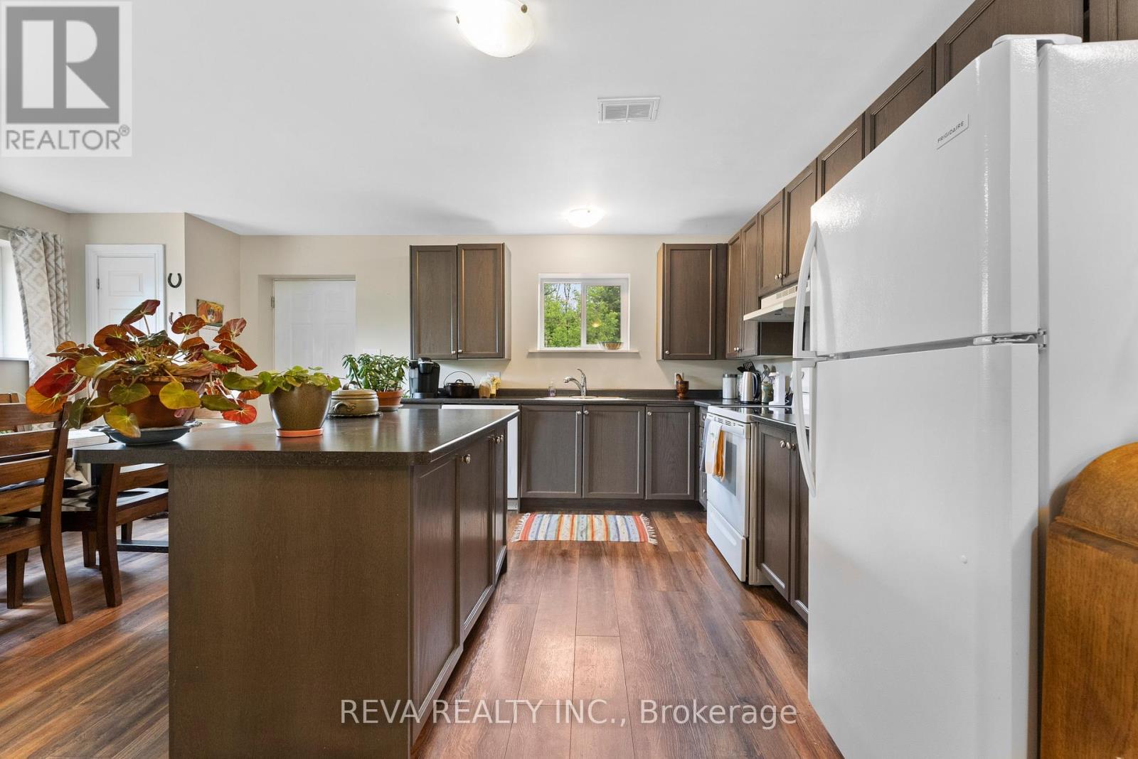 64 Bridge Street E, Bancroft (Bancroft Ward), Ontario  K0L 1C0 - Photo 6 - X12467003