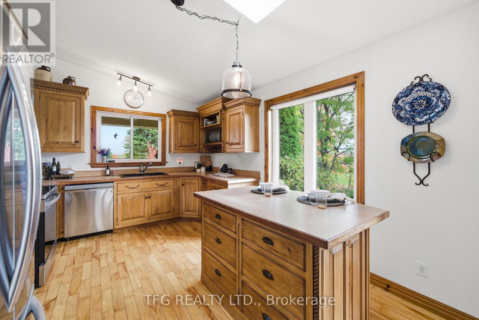 996 Third Line, Otonabee-South Monaghan, Ontario  K0L 1B0 - Photo 16 - X12467203