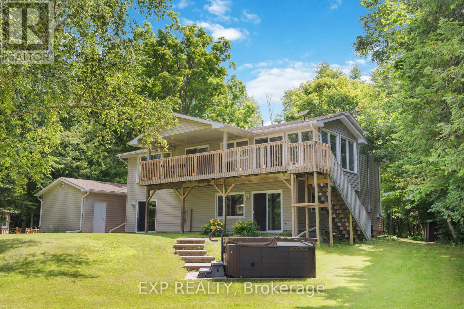 568 Mallard Circle, Selwyn, Ontario  K0L 1T0 - Photo 1 - X12467264