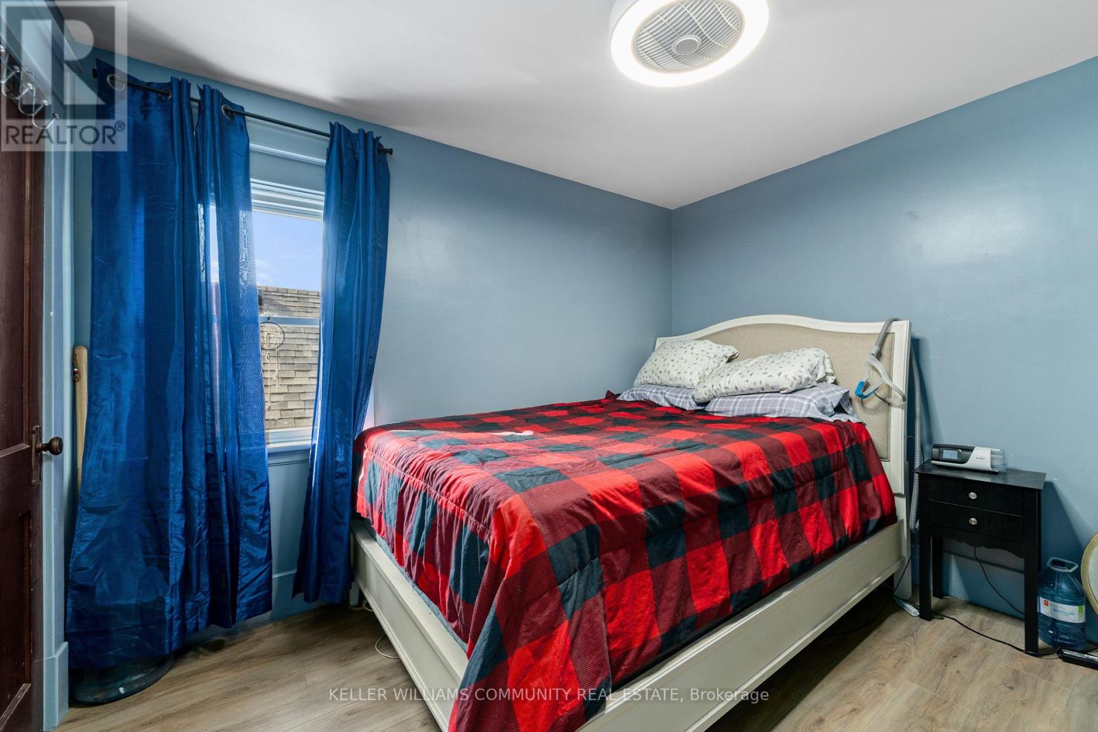 112 Lansdowne Street W, Peterborough (Town Ward 3), Ontario  K9J 1Y1 - Photo 26 - X12467781