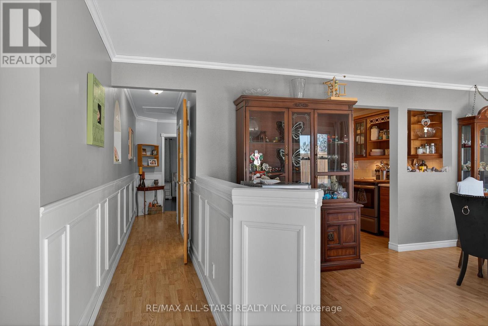 291 Angeline Street N, Kawartha Lakes (Ops), Ontario  K9V 4R1 - Photo 12 - X12467963