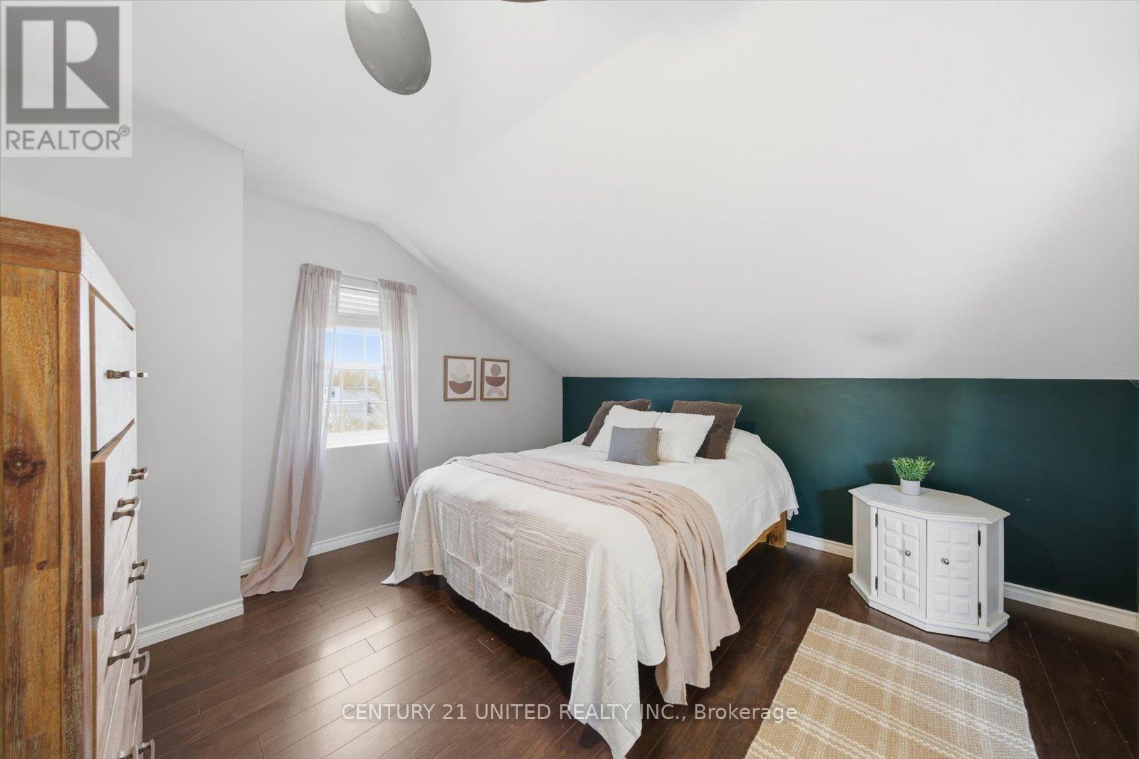 3766 Wallace Point Road, Otonabee-South Monaghan, Ontario  K9J 6Y3 - Photo 24 - X12468013