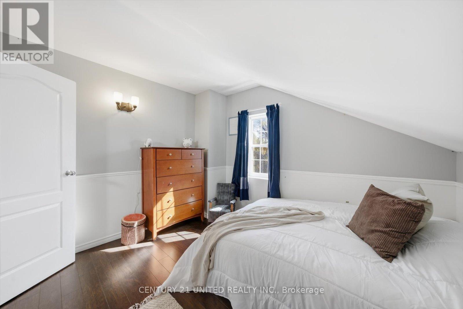 3766 Wallace Point Road, Otonabee-South Monaghan, Ontario  K9J 6Y3 - Photo 29 - X12468013