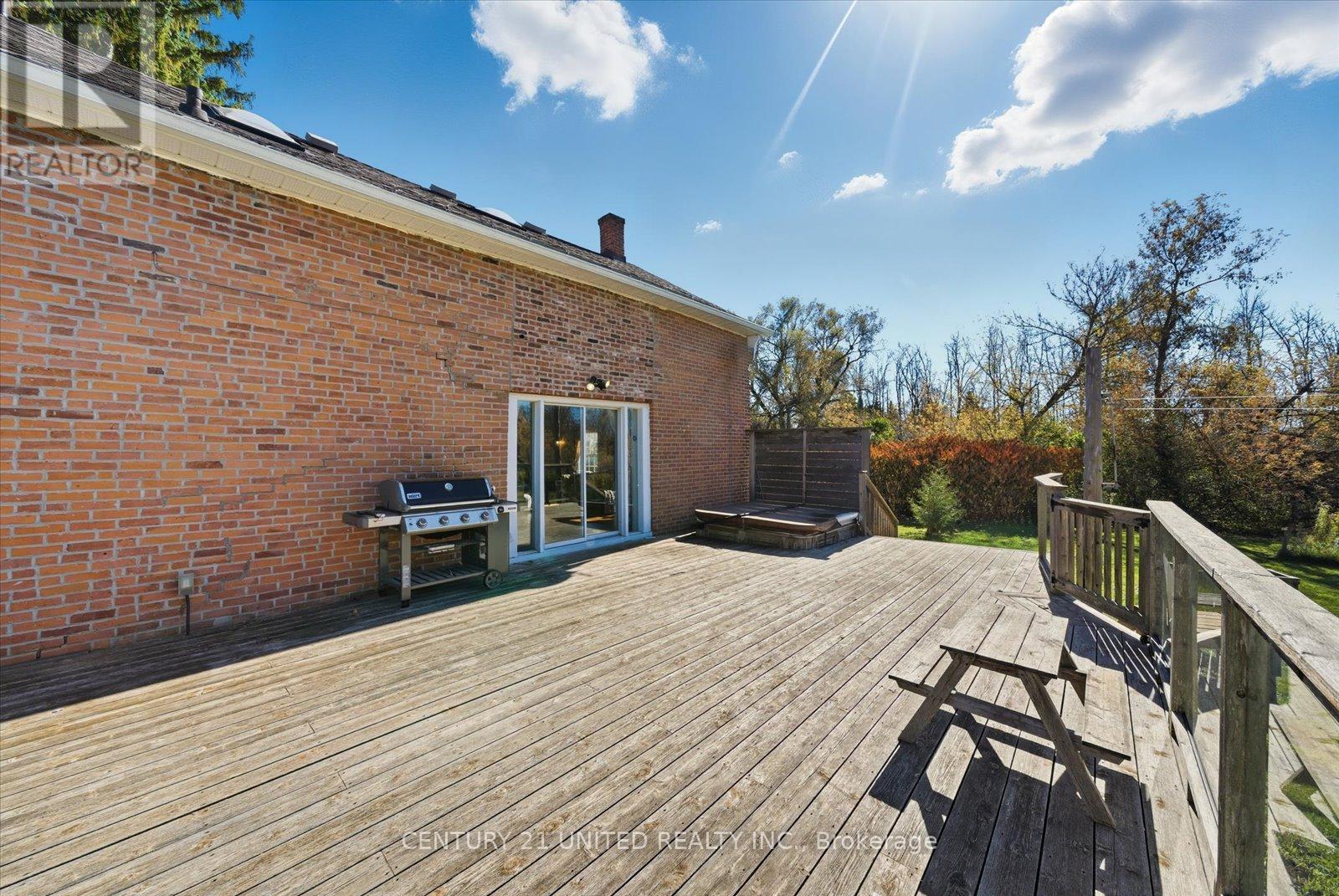 3766 Wallace Point Road, Otonabee-South Monaghan, Ontario  K9J 6Y3 - Photo 38 - X12468013