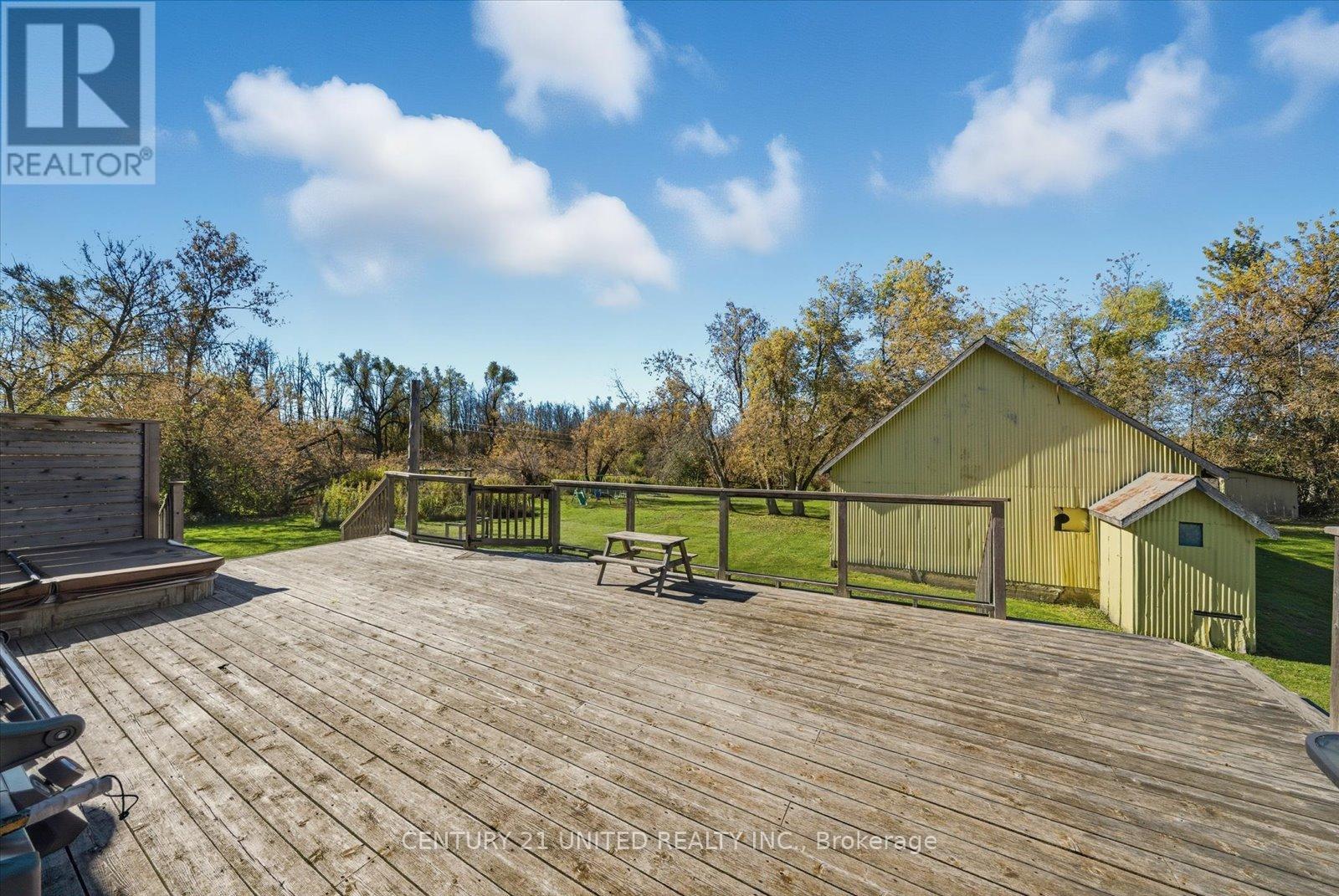 3766 Wallace Point Road, Otonabee-South Monaghan, Ontario  K9J 6Y3 - Photo 40 - X12468013