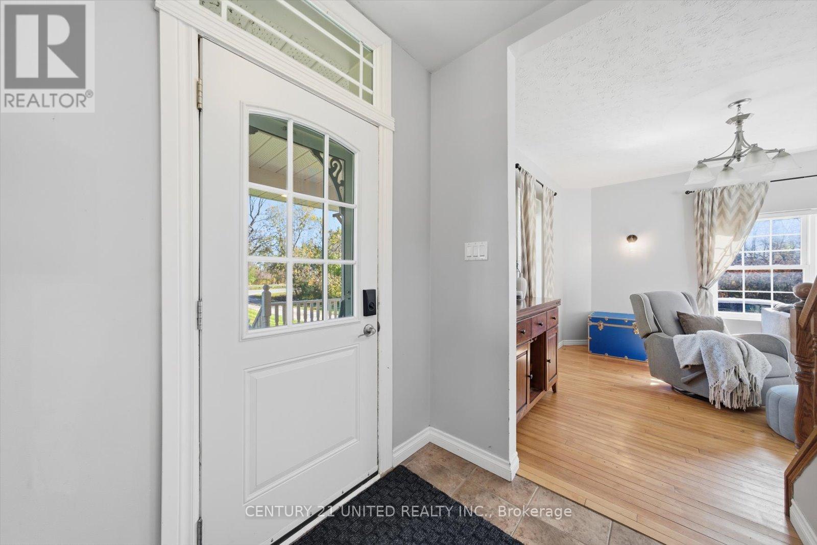 3766 Wallace Point Road, Otonabee-South Monaghan, Ontario  K9J 6Y3 - Photo 8 - X12468013
