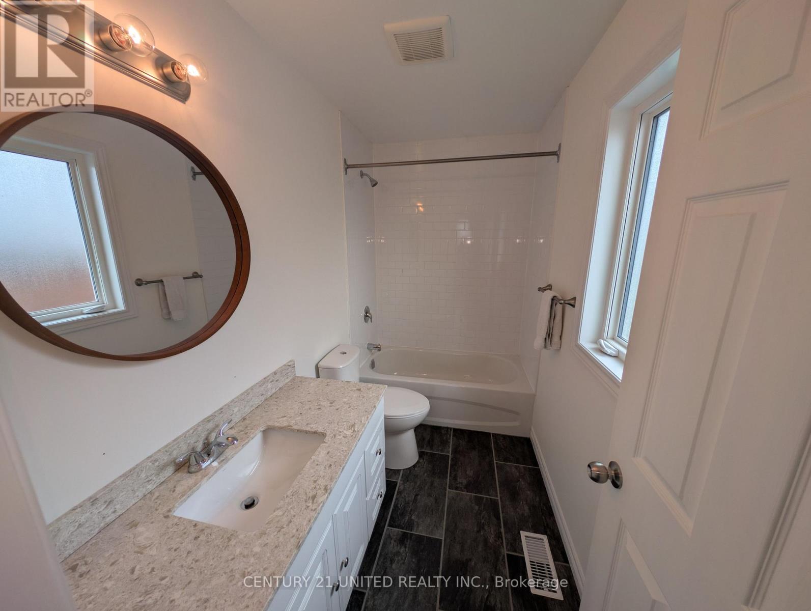 10 William Street, Selwyn, Ontario  K0L 2H0 - Photo 18 - X12468278
