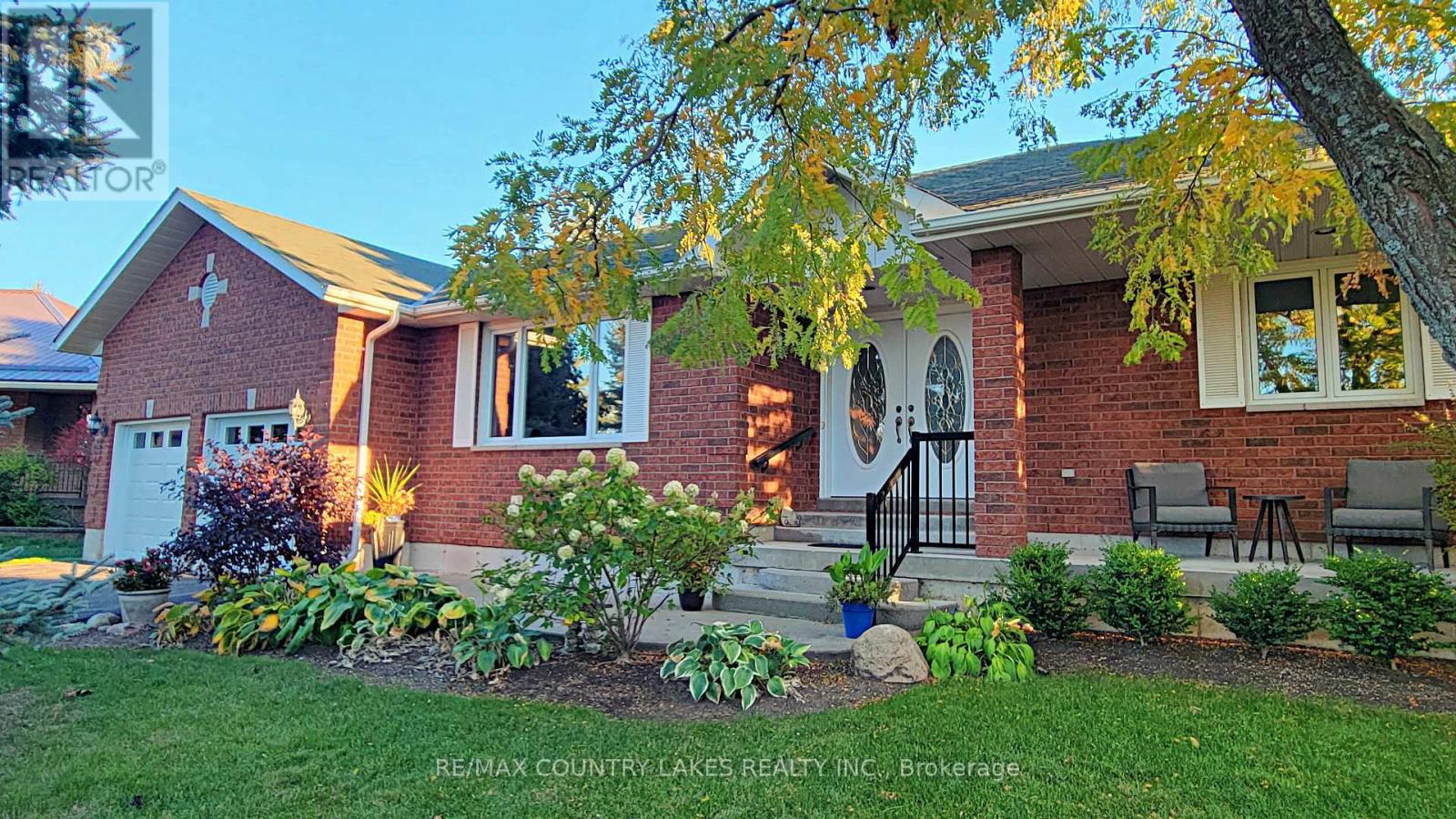 57 Eakins Court, Kawartha Lakes (Lindsay), Ontario  K9V 6J9 - Photo 1 - X12468190