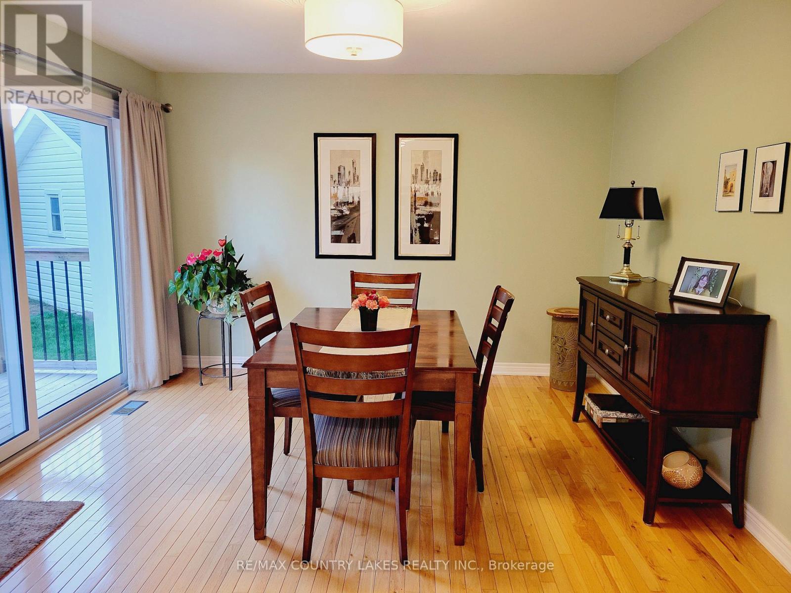 57 Eakins Court, Kawartha Lakes (Lindsay), Ontario  K9V 6J9 - Photo 14 - X12468190