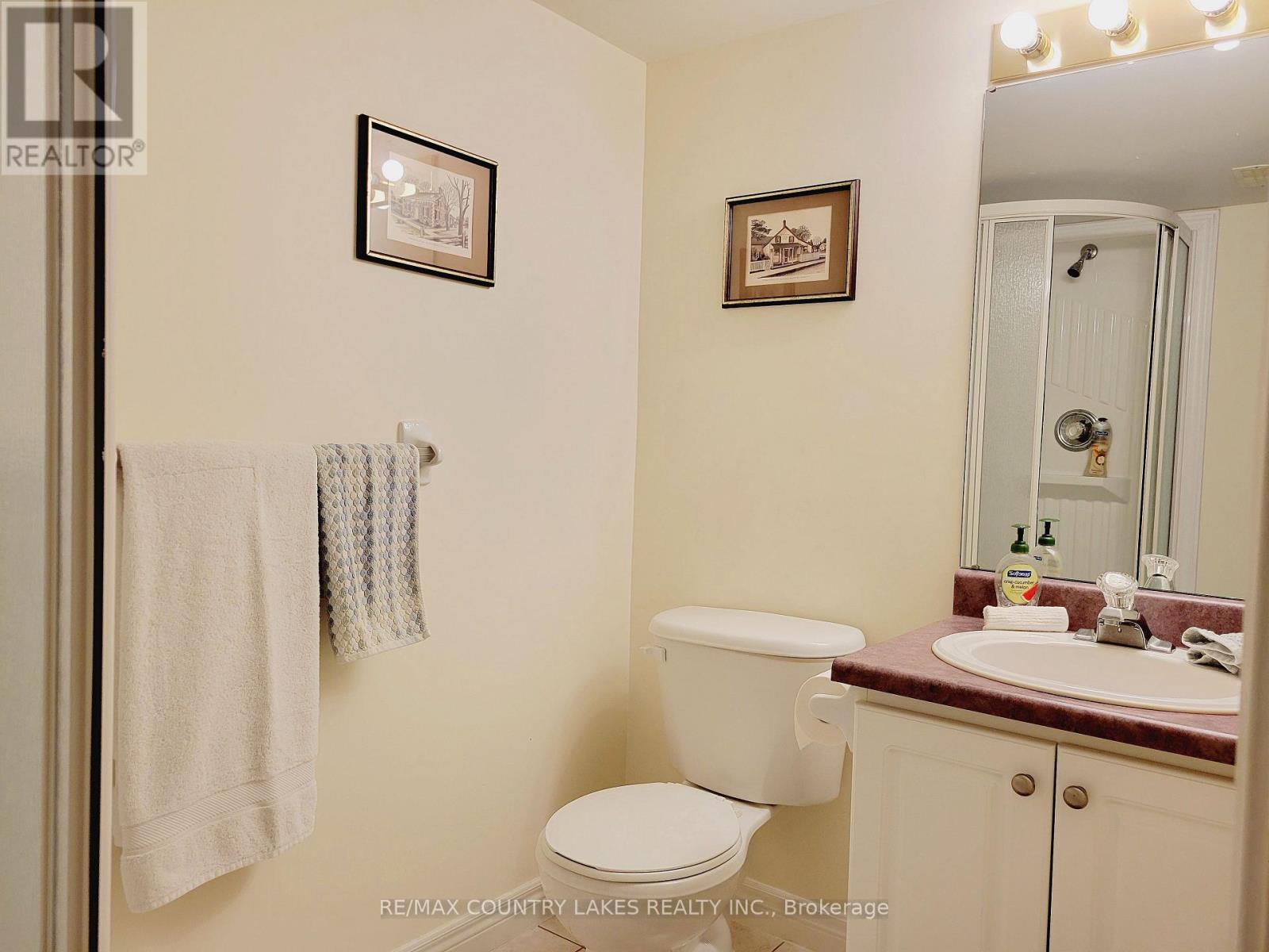 57 Eakins Court, Kawartha Lakes (Lindsay), Ontario  K9V 6J9 - Photo 26 - X12468190