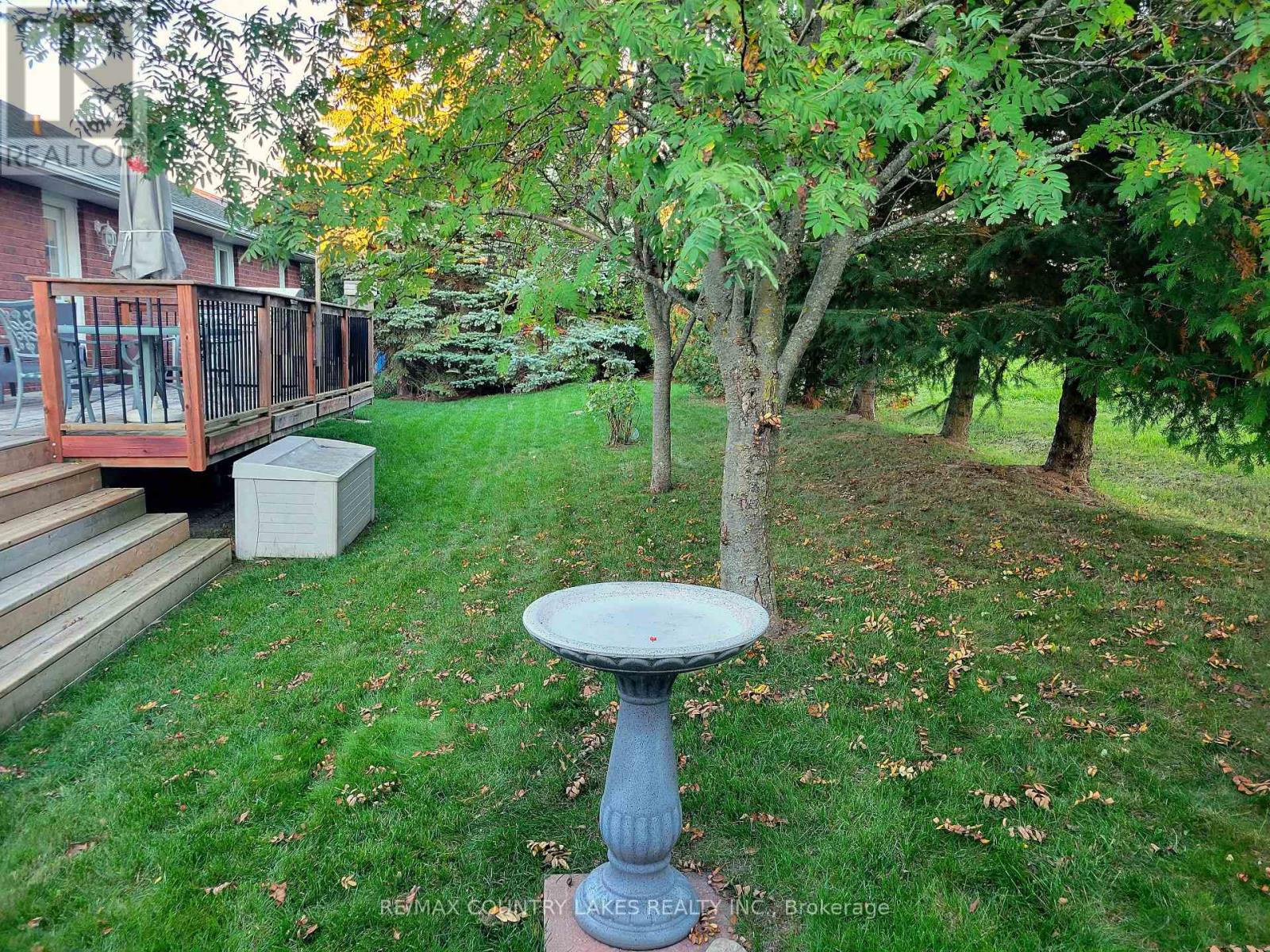 57 Eakins Court, Kawartha Lakes (Lindsay), Ontario  K9V 6J9 - Photo 36 - X12468190