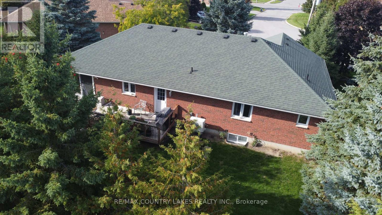 57 Eakins Court, Kawartha Lakes (Lindsay), Ontario  K9V 6J9 - Photo 39 - X12468190