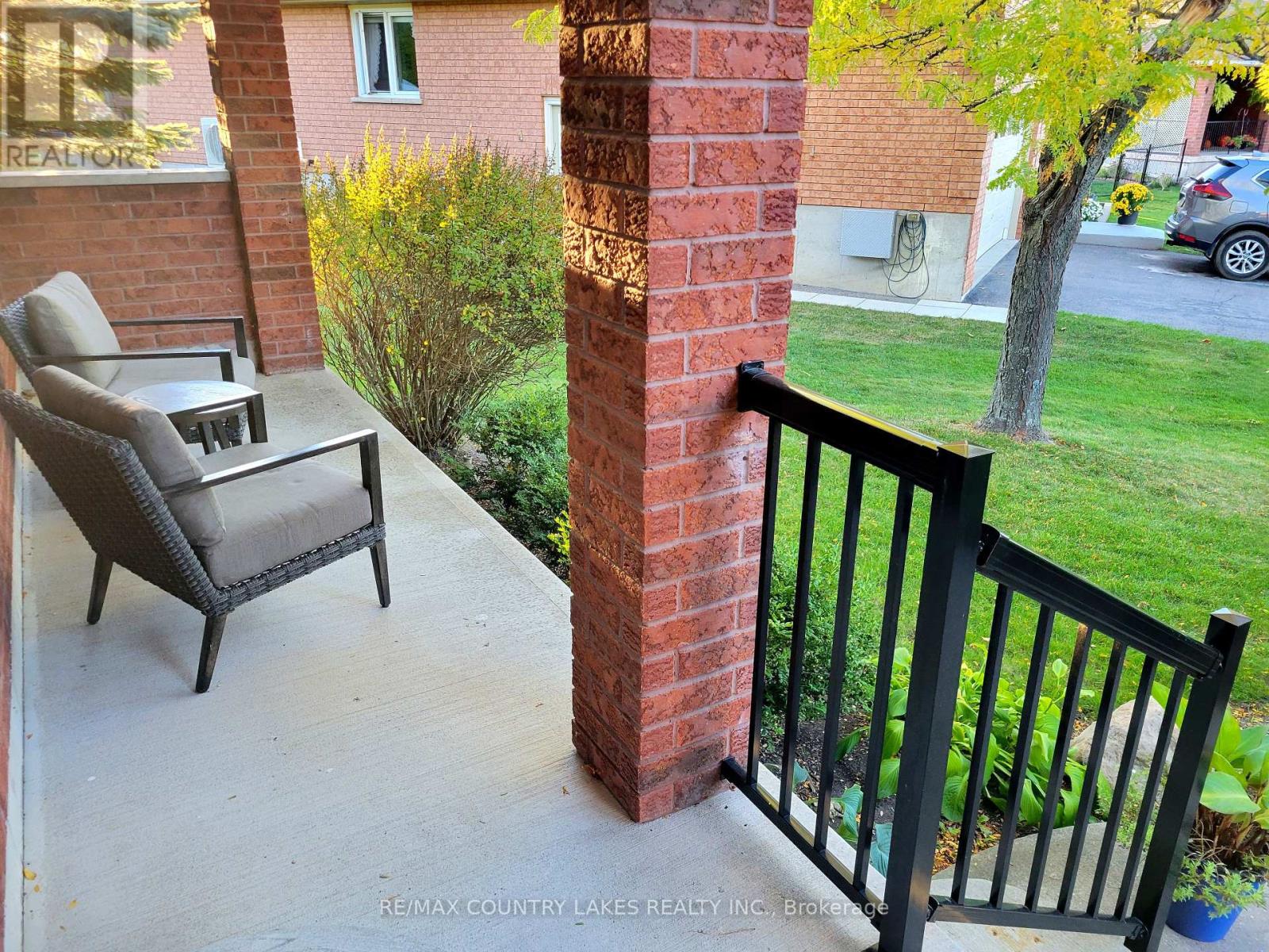 57 Eakins Court, Kawartha Lakes (Lindsay), Ontario  K9V 6J9 - Photo 5 - X12468190