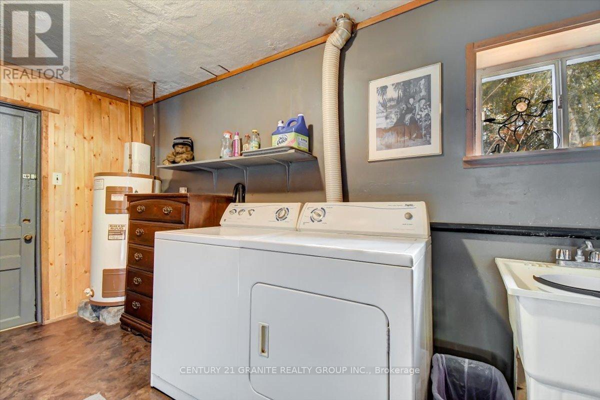 482 Old L'amable Road, Bancroft (Dungannon Ward), Ontario  K0L 1C0 - Photo 16 - X12468588