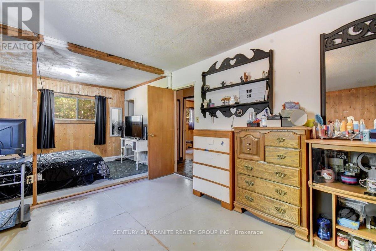 482 Old L'amable Road, Bancroft (Dungannon Ward), Ontario  K0L 1C0 - Photo 18 - X12468588