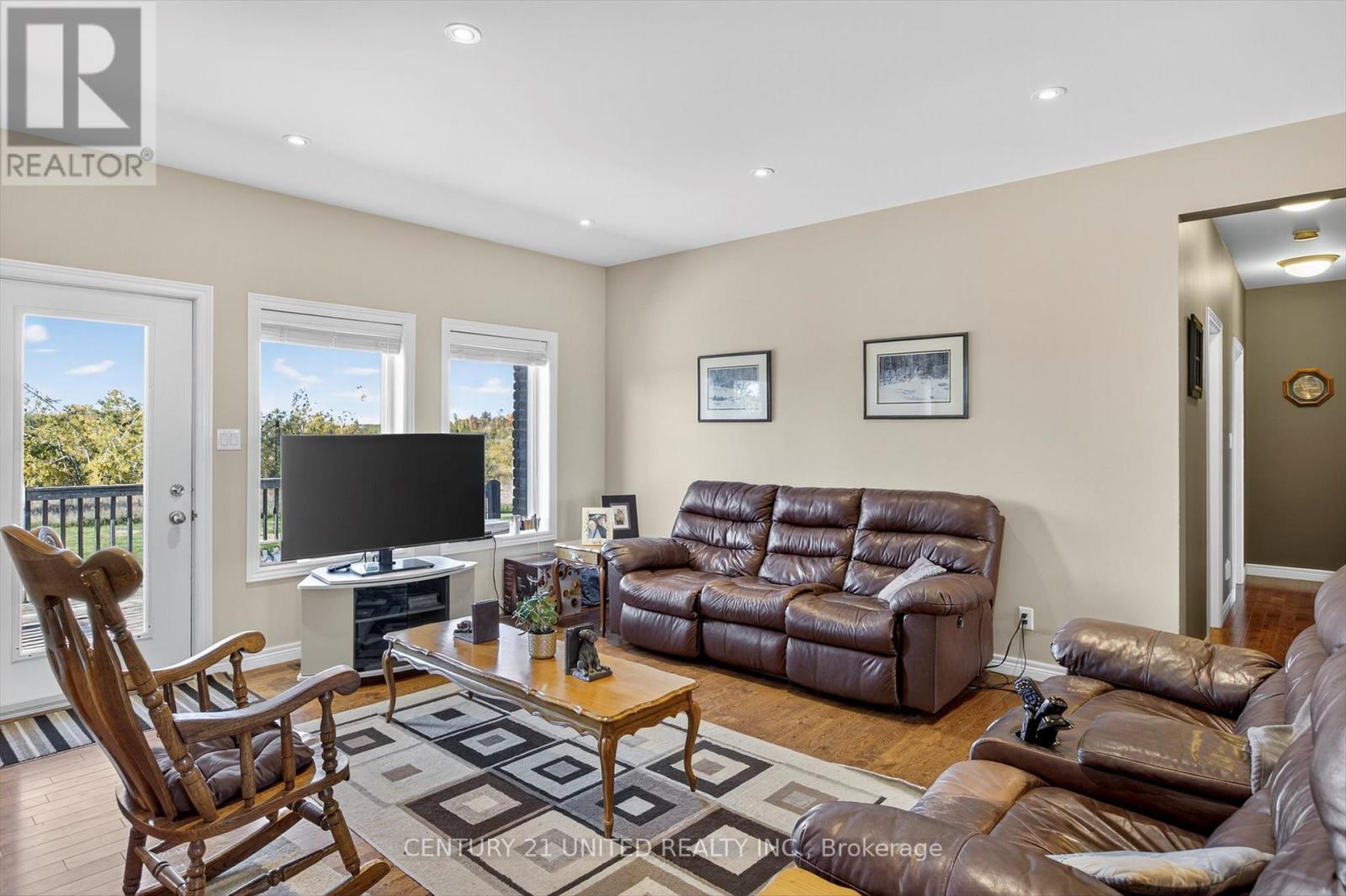686 Douro Fourth Line, Douro-Dummer, Ontario  K0L 2H0 - Photo 4 - X12468714