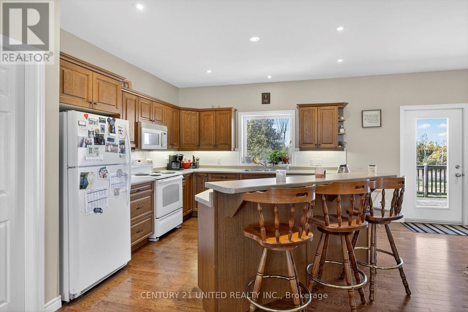 686 Douro Fourth Line, Douro-Dummer, Ontario  K0L 2H0 - Photo 6 - X12468714