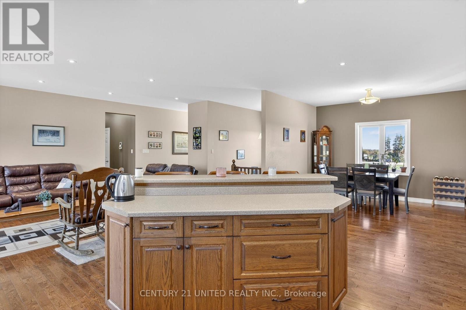 686 Douro Fourth Line, Douro-Dummer, Ontario  K0L 2H0 - Photo 8 - X12468714
