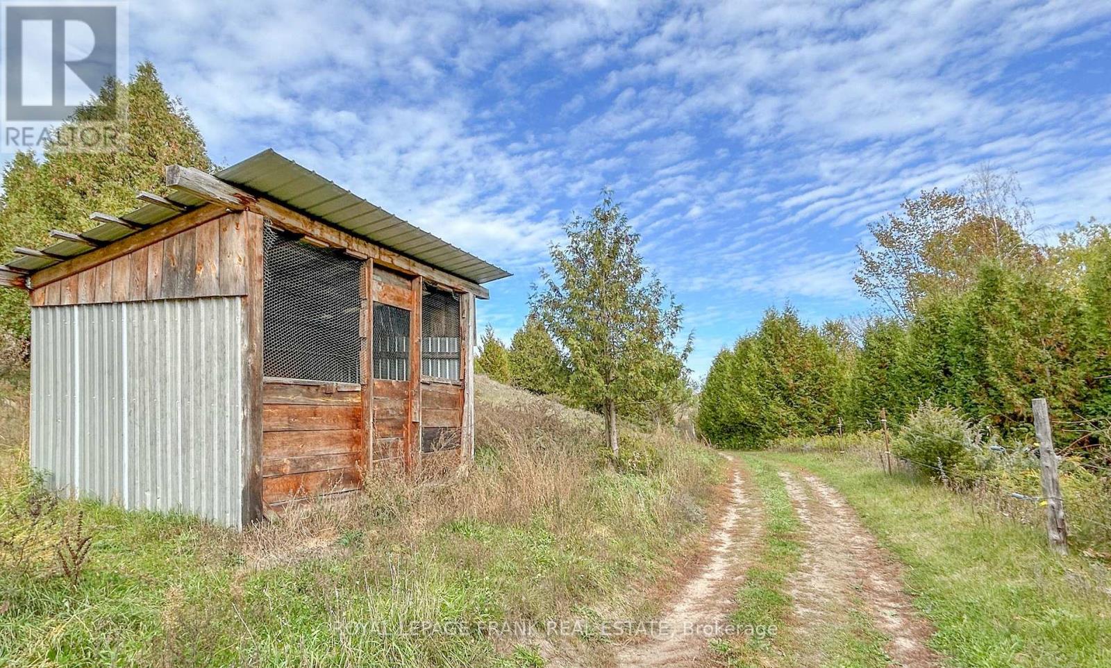 46 Century Farm Road, Kawartha Lakes (Manvers), Ontario  L0A 1K0 - Photo 28 - X12468754