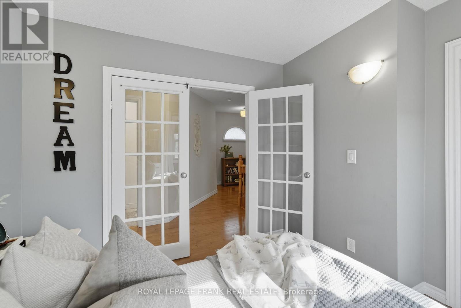 234 Angeline Street N, Kawartha Lakes (Lindsay), Ontario  K9V 5E9 - Photo 25 - X12468897