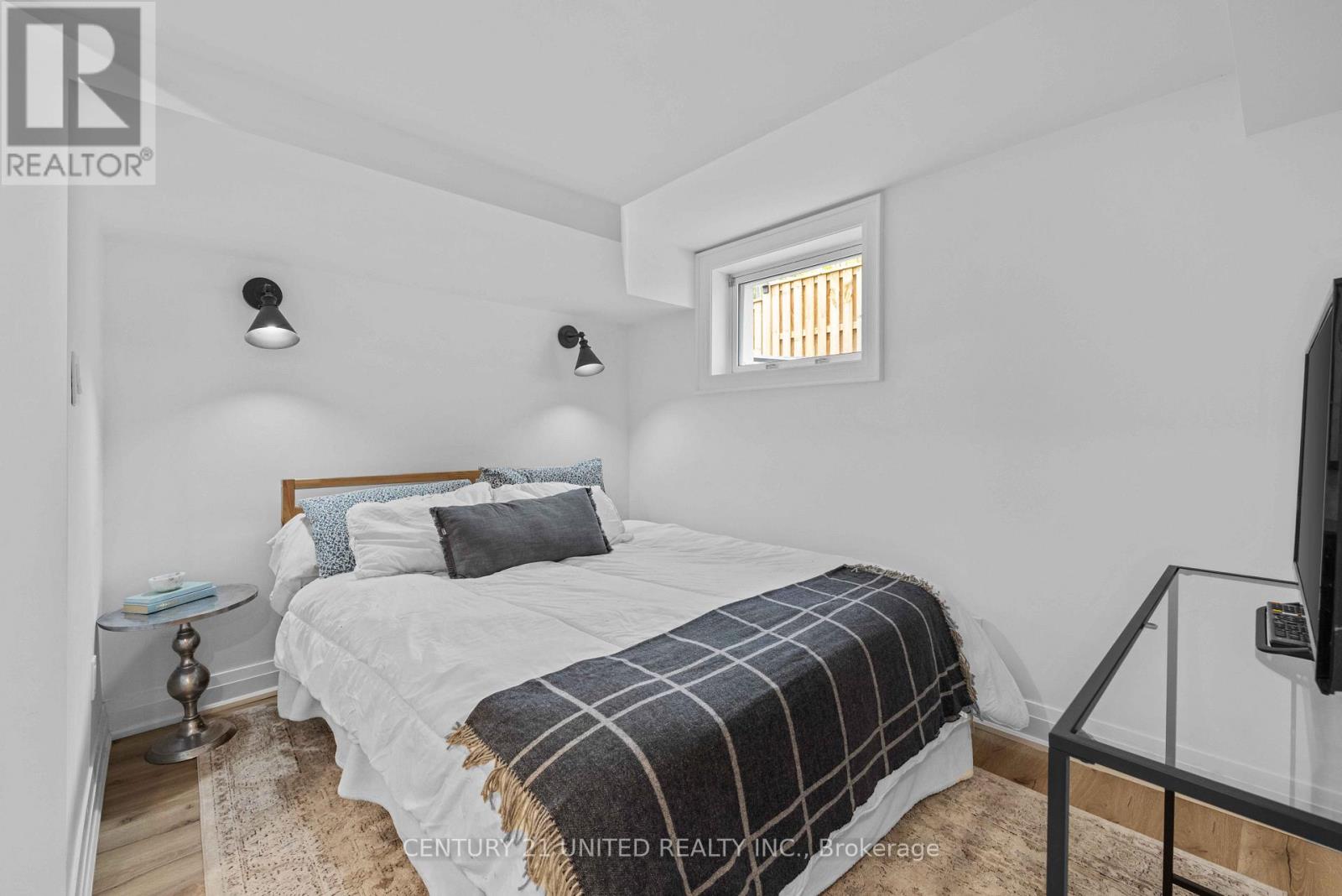 753 Chesterfield Avenue, Peterborough (Northcrest Ward 5), Ontario  K9H 4Y1 - Photo 37 - X12468903
