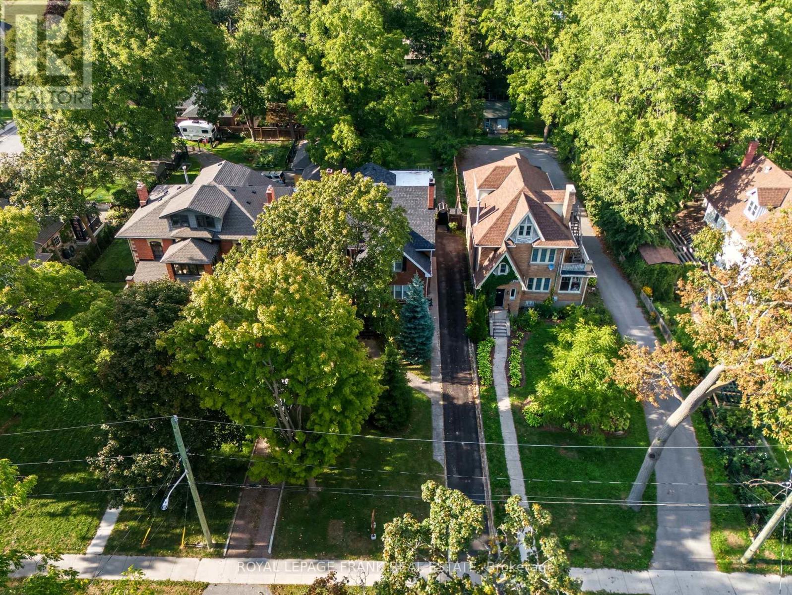 76 Bond Street W, Kawartha Lakes (Lindsay), Ontario  K9V 3R4 - Photo 43 - X12468918