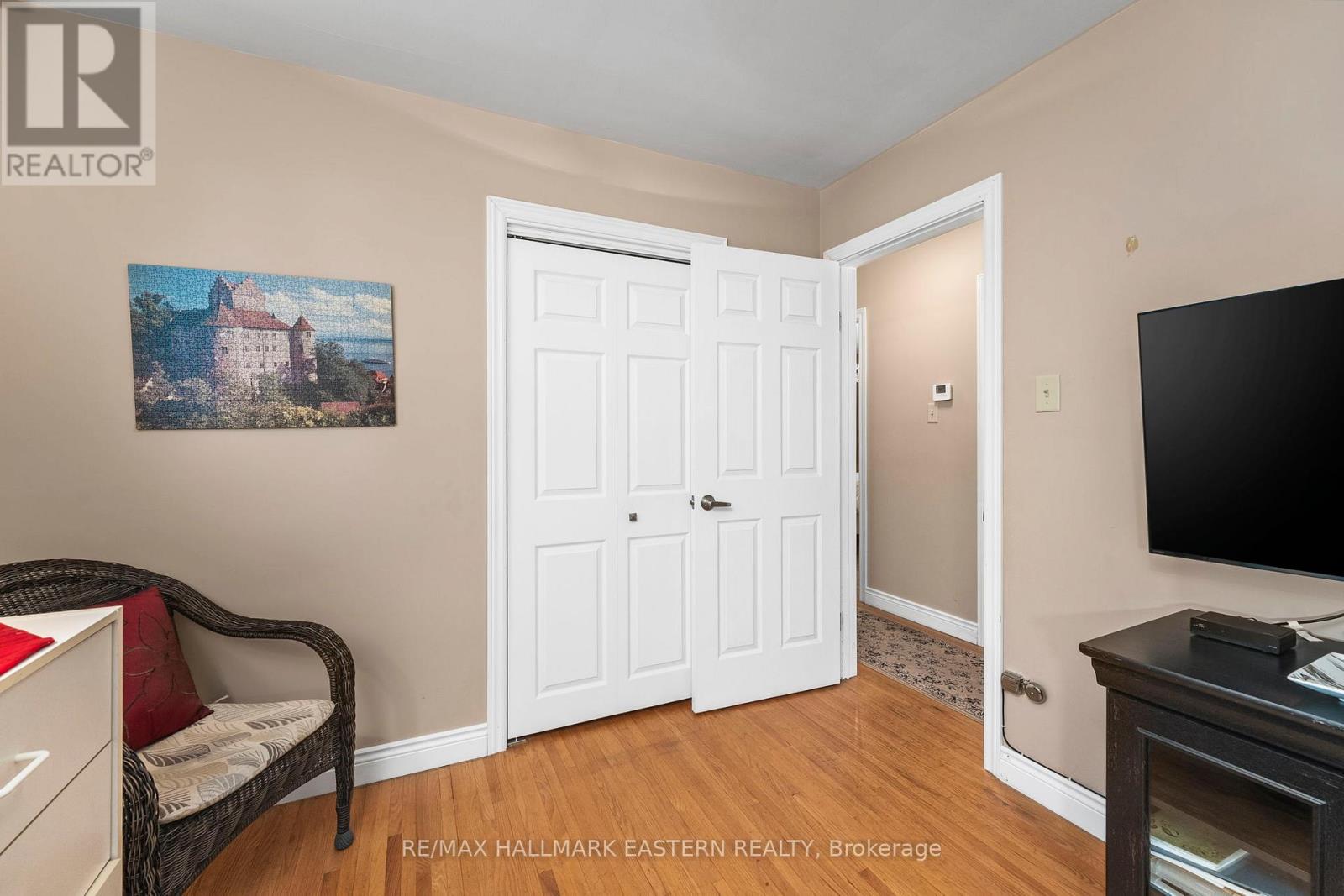 1275 Hopewell Avenue, Peterborough (Northcrest Ward 5), Ontario  K9H 6T2 - Photo 16 - X12469033