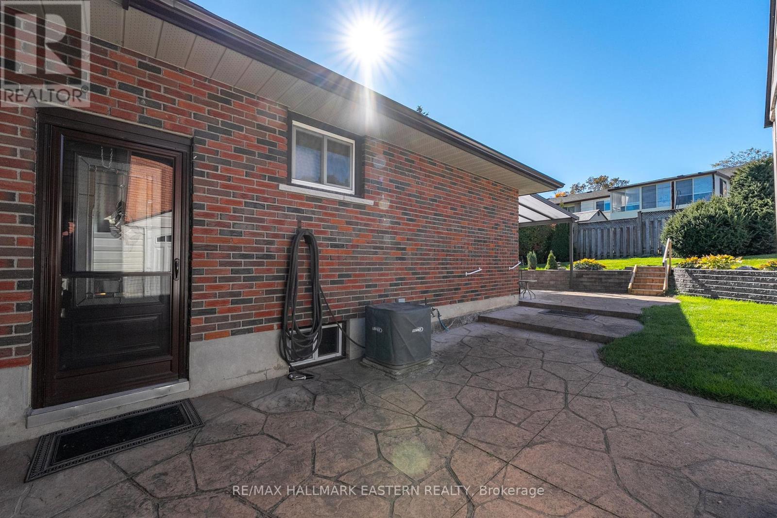 1275 Hopewell Avenue, Peterborough (Northcrest Ward 5), Ontario  K9H 6T2 - Photo 37 - X12469033