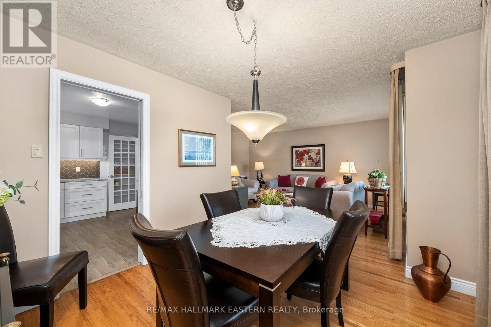 1275 Hopewell Avenue, Peterborough (Northcrest Ward 5), Ontario  K9H 6T2 - Photo 9 - X12469033
