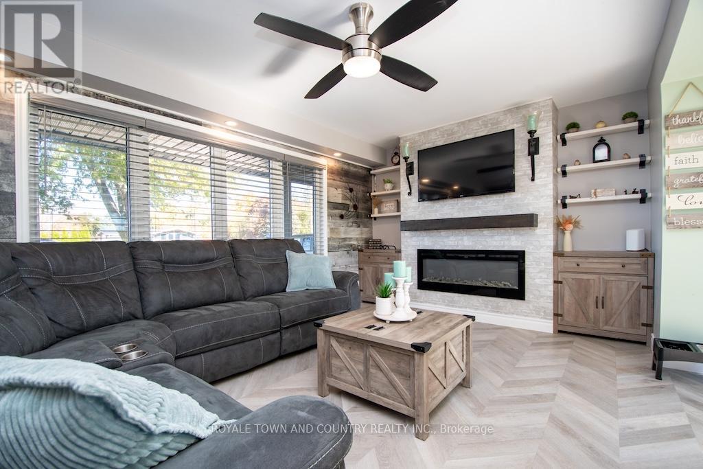 1412 7a Highway, Kawartha Lakes (Manvers), Ontario  L0A 1A0 - Photo 8 - X12469045