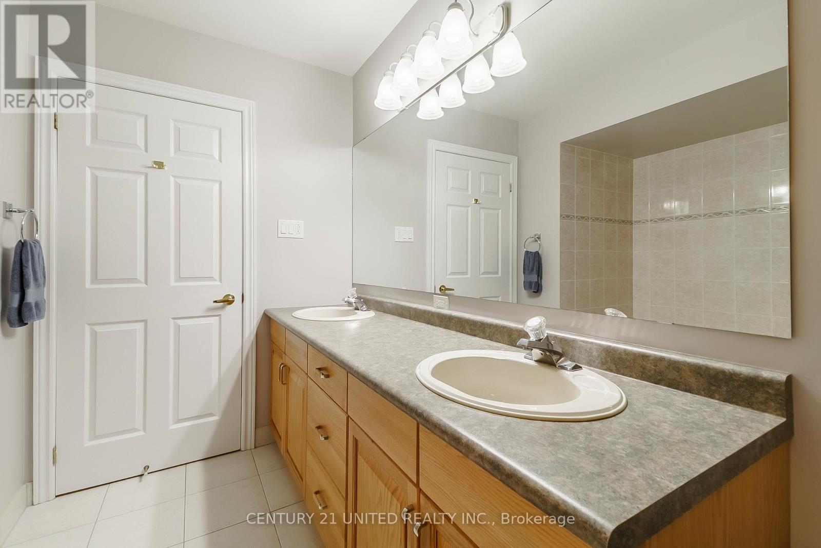 6 - 1850 Cherryhill Road, Peterborough (Monaghan Ward 2), Ontario  K9K 2E3 - Photo 18 - X12469135