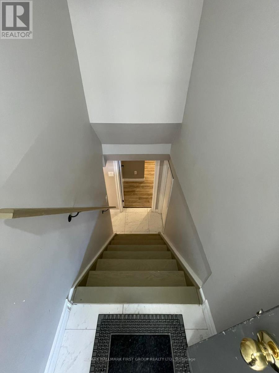 Lower - 1176 Milburn Street, Peterborough (Northcrest Ward 5), Ontario  K9H 6P2 - Photo 15 - X12469440