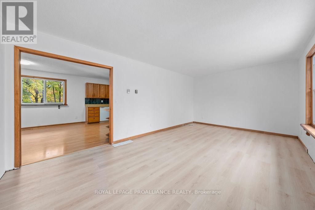 15 Morningside Drive, Trent Hills, Ontario  K0L 1Z0 - Photo 10 - X12469645