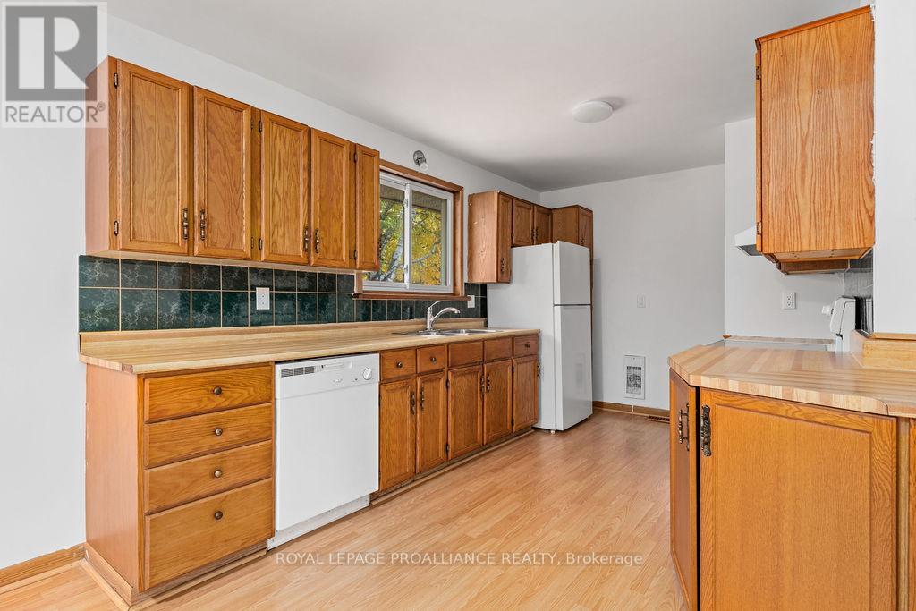 15 Morningside Drive, Trent Hills, Ontario  K0L 1Z0 - Photo 11 - X12469645