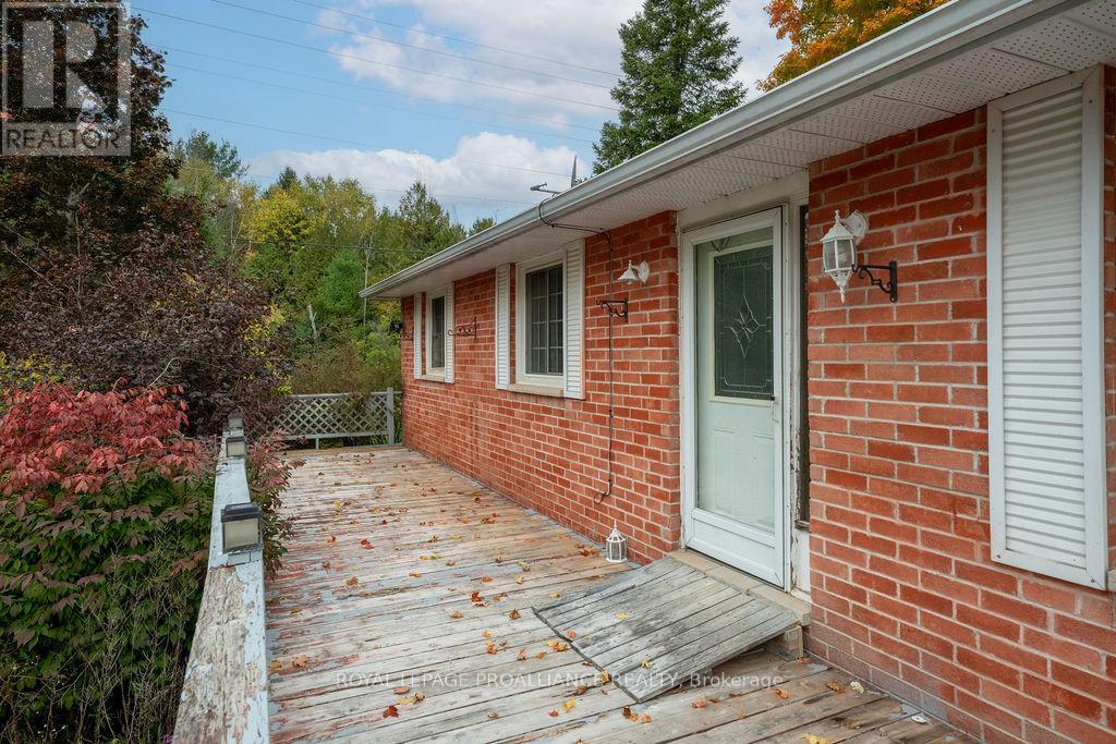 15 Morningside Drive, Trent Hills, Ontario  K0L 1Z0 - Photo 5 - X12469645